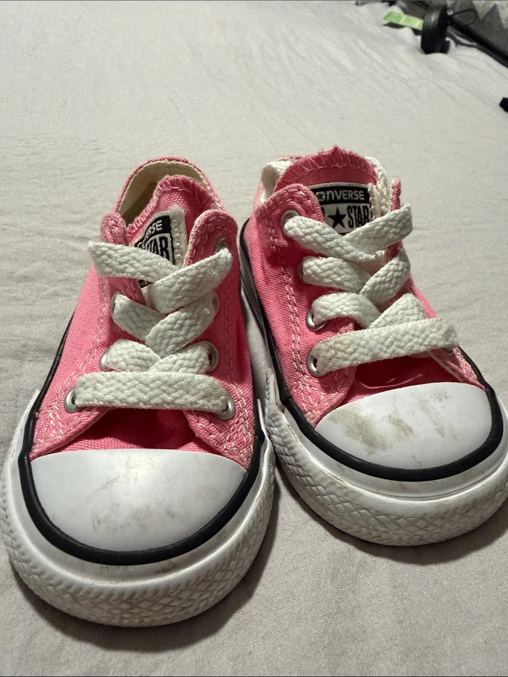 Converse Kids Pink Low-Top Canvas Sneakers with White Laces